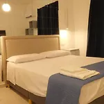 Il Vicoletto - In Pieno Centro 3* Чиро-Марина