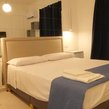 Il Vicoletto - In Pieno Centro 3* Ciro Marina