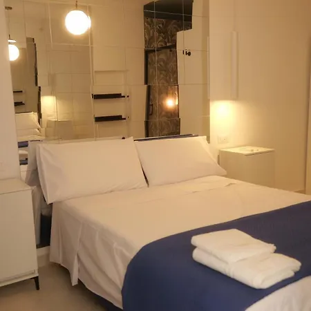 Il Vicoletto - In Pieno Centro Ciro Marina