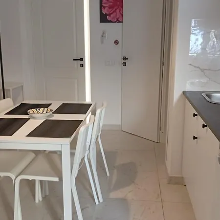 Bed & Breakfast Il Vicoletto - In Pieno Centro Ciro Marina