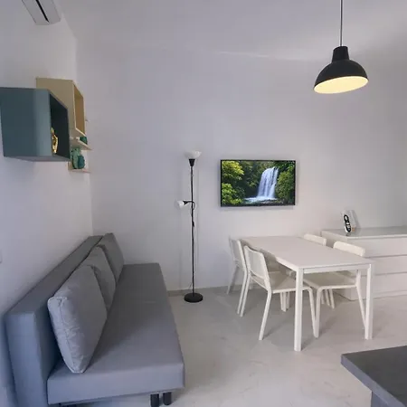 Il Vicoletto - In Pieno Centro Cirò Marina