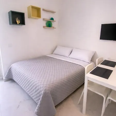 Bed & Breakfast Il Vicoletto - In Pieno Centro Cirò Marina